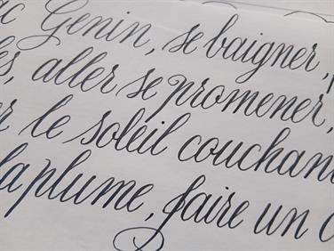 Image for: CALLIGRAPHIE LATINE : L'ÉCRITURE ANGLAISE
