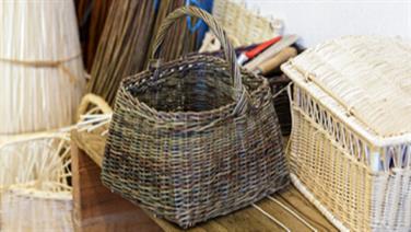 Image for: VANNERIE : RÉALISATION D’UN PANIER CARRÉ